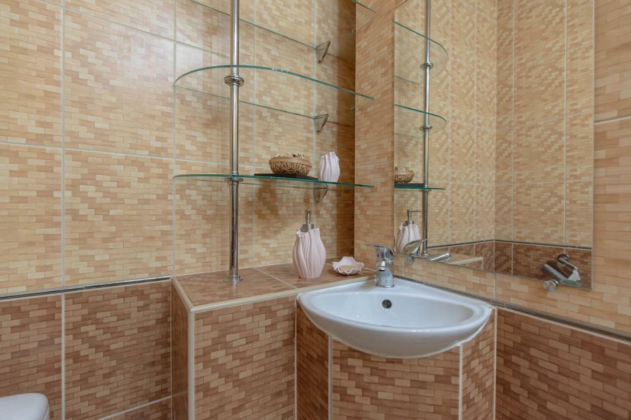Cozy Apartment In The City Center Šiauliai Esterno foto
